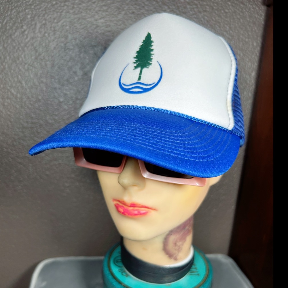 Nature babe, tree logo, trucker hat!! You